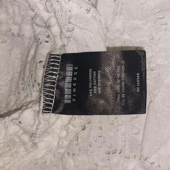 Finesse Teya White lace pattern Eyelet Flowy mini Skirt Cottagecore Coastal - Picture 11 of 12